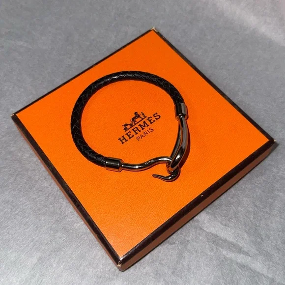 Hermès AUTHENTIC Silver & Black Leather Jumbo Hook Braided Tour Bracelet. - Picture 5 of 16